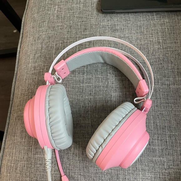 Pink Girl Gamer Headset - Picture 2 of 4